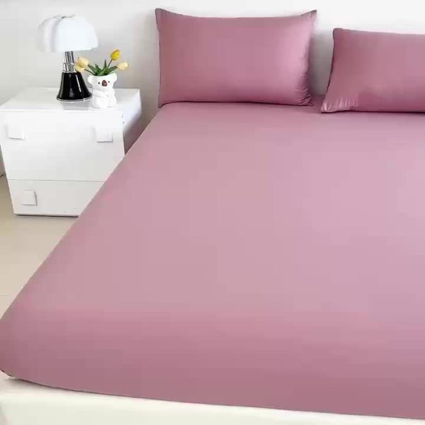 🛏️ ملاية مطاط ناعمة – حماية وراحة للمرتبة 🛏️ استمتع بنوم مريح مع ملاية مطاط متعددة الاستخدامات، تمنح سريرك مظهر أنيق وتحافظ على المرتبة. ✅ قماش ناعم ومريح يناسب كل الفصول. ✅ مناسبة لغرفة النوم، غرفة الضيوف، الشقق، أو سكن الطلاب. ✅ حماية عملية للمرتبة من الأوساخ والبقع. ✅ بدون أغطية مخدات. راحة وفخامة تناسب كل مكان وكل موسم. ✨ - Image 9