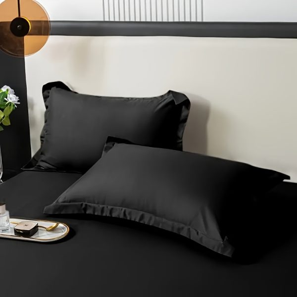 🛏️ طقم أغطية مخدات ناعمة – ألوان متعددة وأناقة تدوم 🛏️ جدد غرفتك مع عدد 2 غطاء مخدة ممشط ناعم بلون سادة أنيق ولمسة انسيابية مريحة. ✅ متوفرة بعدة ألوان: رمادي، وردي، بنفسجي، أسود، أخضر فاتح، أزرق داكن. ✅ قماش ناعم ومتين يدوم معك حتى بعد الغسيل المتكرر. ✅ قابلة للغسيل في الغسالة لسهولة العناية. ✅ مناسبة لغرفة النوم أو غرفة الضيوف. الراحة والجودة في ألوان تناسب كل الأذواق. 🌈✨ - Image 3