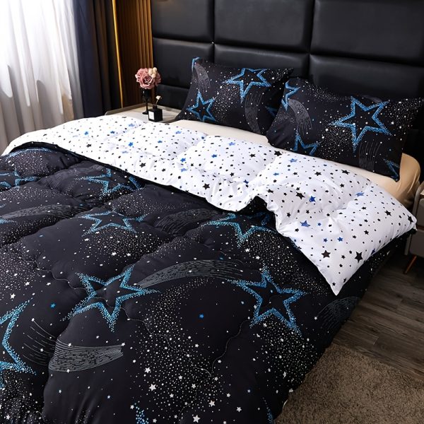 🌌 طقم لحاف فاخر – تصميم سماء مرصعة بالنجوم 🌌 أضف لمسة جمالية حالمة لغرفتك مع طقم لحاف 3 قطع بتصميم عصري وهادئ مستوحى من السماء الليلية. ✅ حشوة عالية المرونة وثبات في عدة نقاط لضمان الشكل المرتب. ✅ مناسب لكل الفصول بملمس دافئ في الشتاء وبارد في الصيف. ✅ مثالي لغرفة النوم، غرفة الضيوف، سكن الطلاب أو السفر. ✅ تصميم مطبوع بجودة عالية يدوم طويلاً. ✅ هدية مثالية لعشاق التصاميم المميزة. الراحة والأناقة في طقم واحد يزين سريرك. 🛏️✨ - Image 10