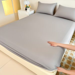 🛏️ ملاية مطاط ناعمة – حماية وراحة للمرتبة 🛏️ استمتع بنوم مريح مع ملاية مطاط متعددة الاستخدامات، تمنح سريرك مظهر أنيق وتحافظ على المرتبة. ✅ قماش ناعم ومريح يناسب كل الفصول. ✅ مناسبة لغرفة النوم، غرفة الضيوف، الشقق، أو سكن الطلاب. ✅ حماية عملية للمرتبة من الأوساخ والبقع. ✅ بدون أغطية مخدات. راحة وفخامة تناسب كل مكان وكل موسم. ✨