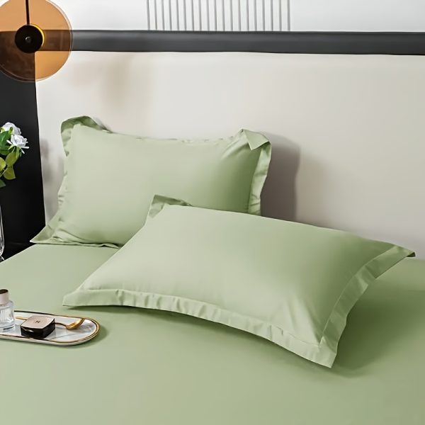 🛏️ طقم أغطية مخدات ناعمة – ألوان متعددة وأناقة تدوم 🛏️ جدد غرفتك مع عدد 2 غطاء مخدة ممشط ناعم بلون سادة أنيق ولمسة انسيابية مريحة. ✅ متوفرة بعدة ألوان: رمادي، وردي، بنفسجي، أسود، أخضر فاتح، أزرق داكن. ✅ قماش ناعم ومتين يدوم معك حتى بعد الغسيل المتكرر. ✅ قابلة للغسيل في الغسالة لسهولة العناية. ✅ مناسبة لغرفة النوم أو غرفة الضيوف. الراحة والجودة في ألوان تناسب كل الأذواق. 🌈✨ - Image 4
