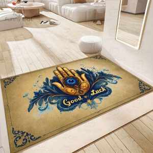 👁️ دعاسة ترحيبية بعين الحسد – لجلب الطاقة الإيجابية 👁️ استقبل ضيوفك بأسلوب مميز مع دعاسة ترحيبية فاخرة بتصميم عين الحسد الزرقاء واليد الذهبية، مزينة بزخارف زهرية أنيقة. ✅ قماش بوليستر متين مع قاعدة مطاطية مانعة للانزلاق. ✅ تصميم يرمز للطاقة الإيجابية والحماية. ✅ قابلة للغسيل في الغسالة لسهولة التنظيف. ✅ مثالية للمدخل، غرفة النوم، أو الشرفة. ✅ هدية أنيقة للعيد أو الكريسماس. الأناقة والحماية في قطعة ترحيبية واحدة. ✨