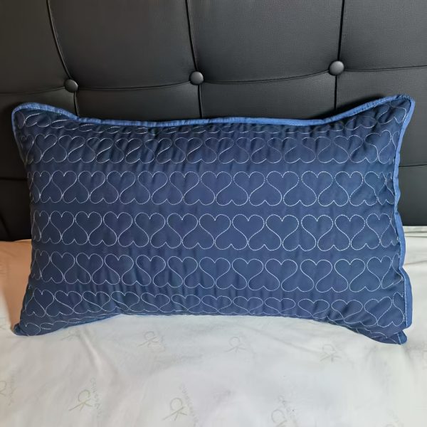 🛏️ طقم أغطية مخدات مبطنة محمولة – ناعمة وصديقة للبشرة 🛏️ استمتع بالراحة والنظافة أين ما كنت مع عدد 2 غطاء مخدة قياسي بمقاس 48×74 سم، تصميم مبطن ناعم ولطيف على البشرة. ✅ قماش ناعم ومريح مثالي للنوم المريح. ✅ صديق للبشرة وآمن للاستخدام اليومي. ✅ تصميم مبطن يمنح الحماية للمخدة. ✅ مناسب للاستخدام في البيت أو السفر. راحة وحماية مخدتك في كل مكان. ✨ - Image 5