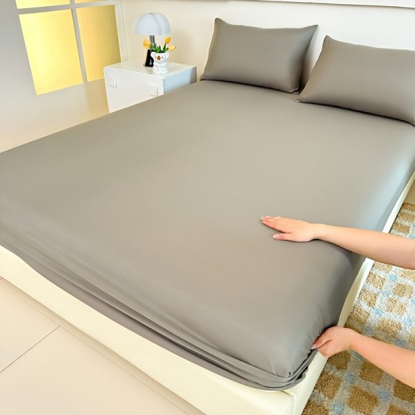 🛏️ ملاية مطاط ناعمة – حماية وراحة للمرتبة 🛏️ استمتع بنوم مريح مع ملاية مطاط متعددة الاستخدامات، تمنح سريرك مظهر أنيق وتحافظ على المرتبة. ✅ قماش ناعم ومريح يناسب كل الفصول. ✅ مناسبة لغرفة النوم، غرفة الضيوف، الشقق، أو سكن الطلاب. ✅ حماية عملية للمرتبة من الأوساخ والبقع. ✅ بدون أغطية مخدات. راحة وفخامة تناسب كل مكان وكل موسم. ✨ - Image 6